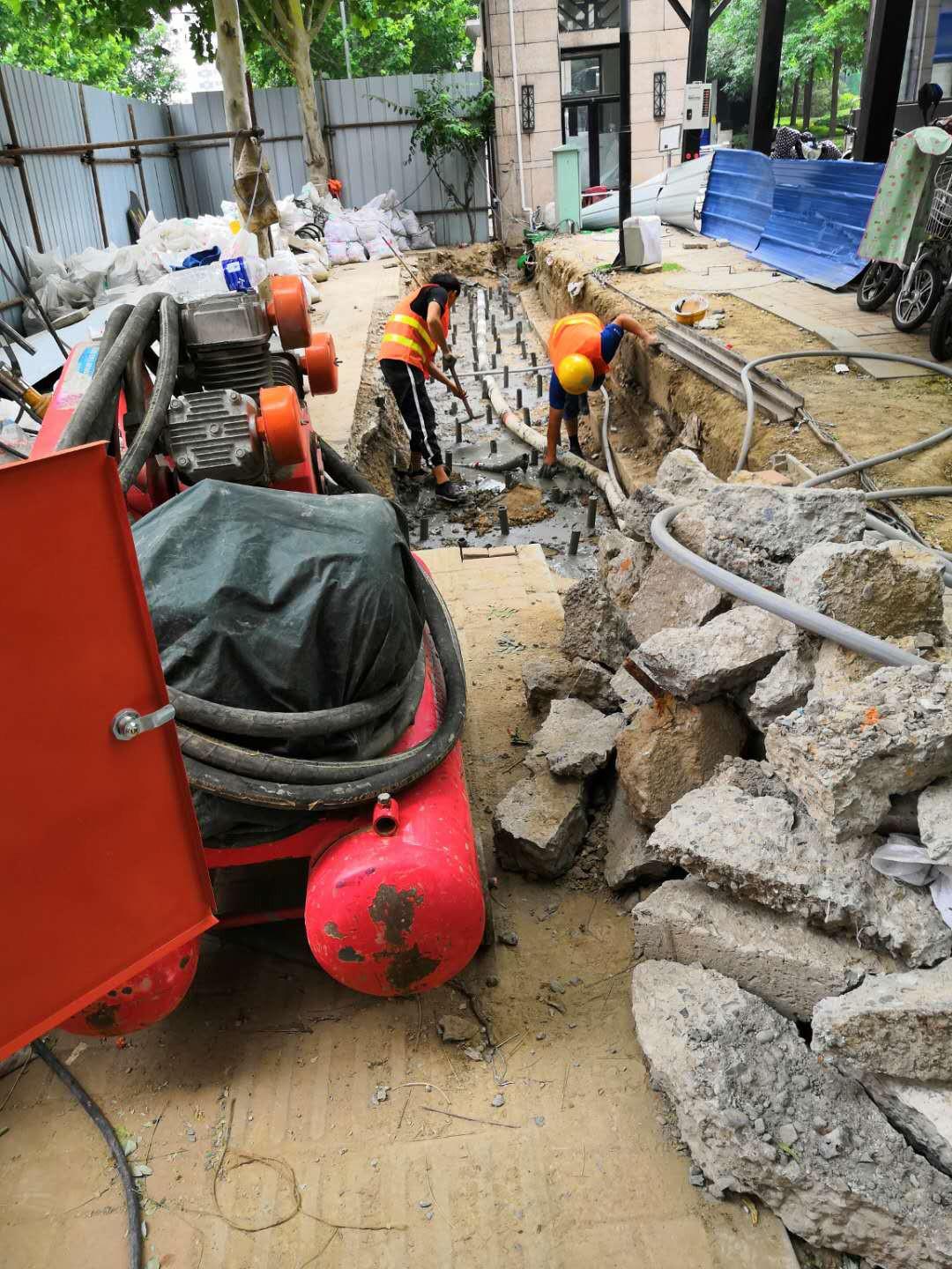 上海地基加固解决房子的地基下沉问题